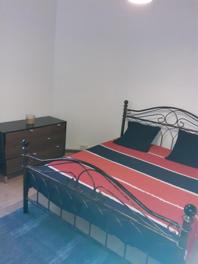 Appartement Tout Confort カンブレー エクステリア 写真